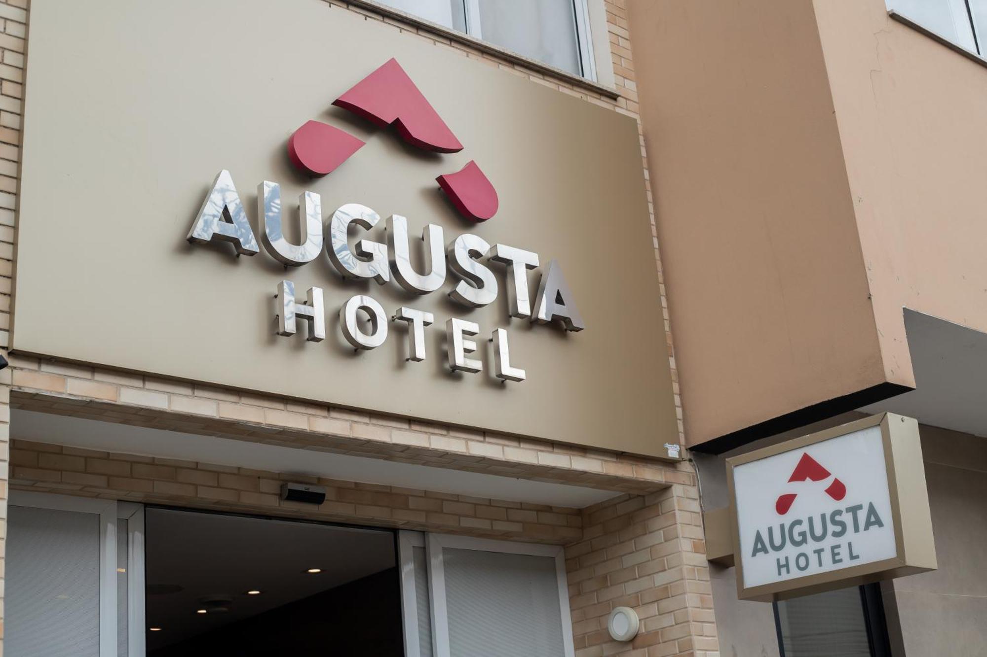 Augusta Hotel João Neiva Esterno foto